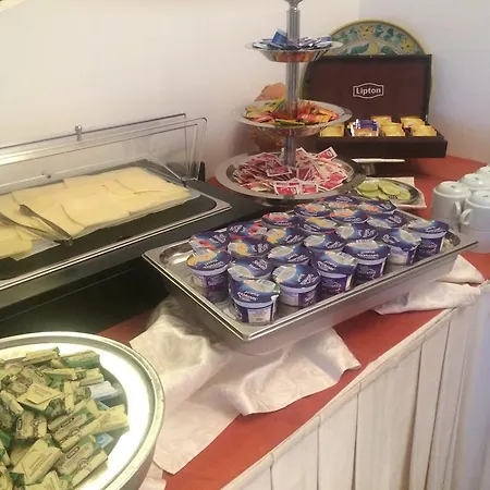 Отель Baia Azzurra