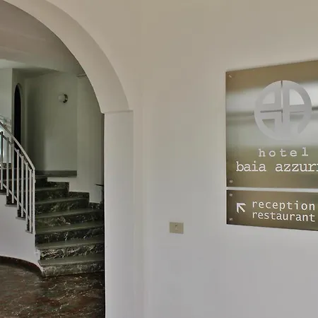Baia Azzurra Ξενοδοχείο 4*